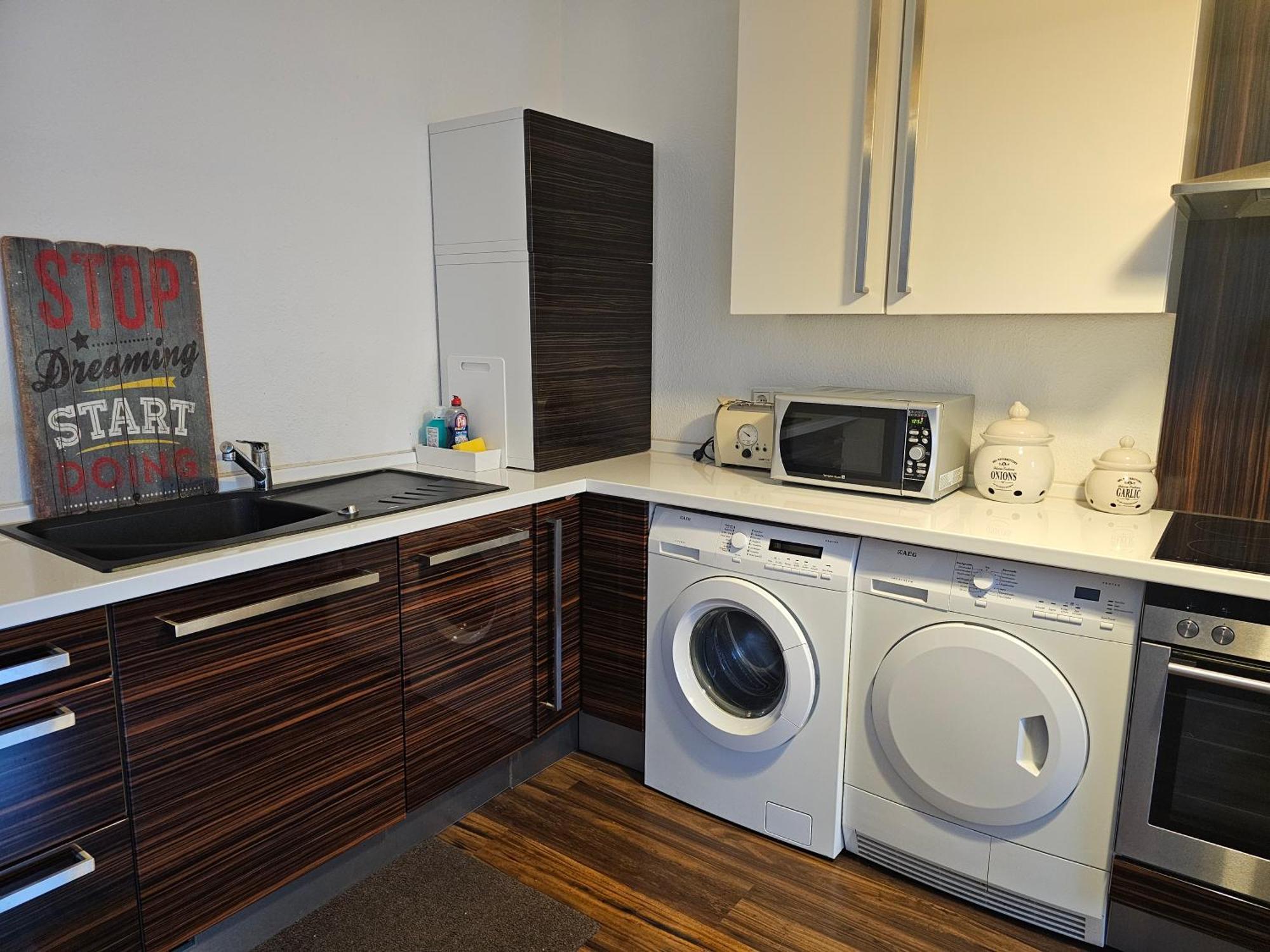 Uebernachten Sie Im Wunderschoenen Weiden Apartment Cologne Exterior photo